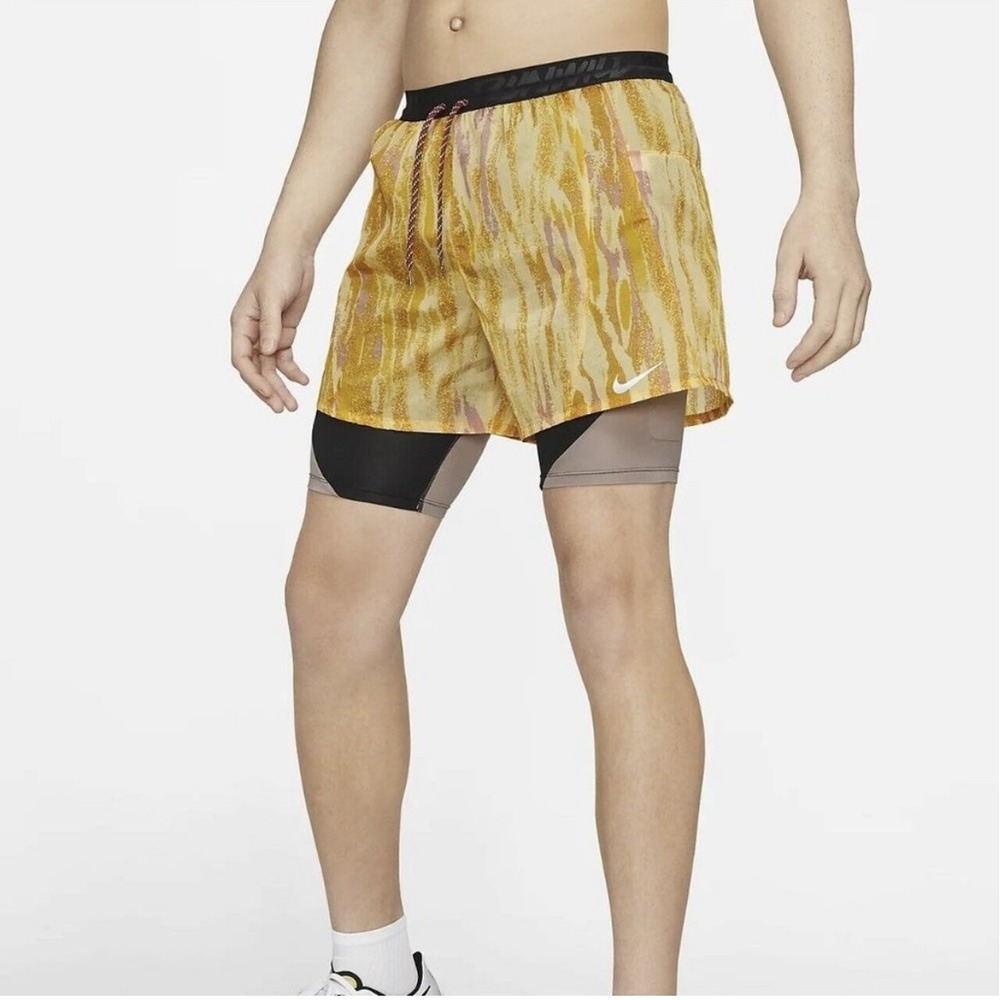 Mens Nike Flex Stride 2-in-1 Wild Running Shorts Yellow Black DA1150-848 Large L